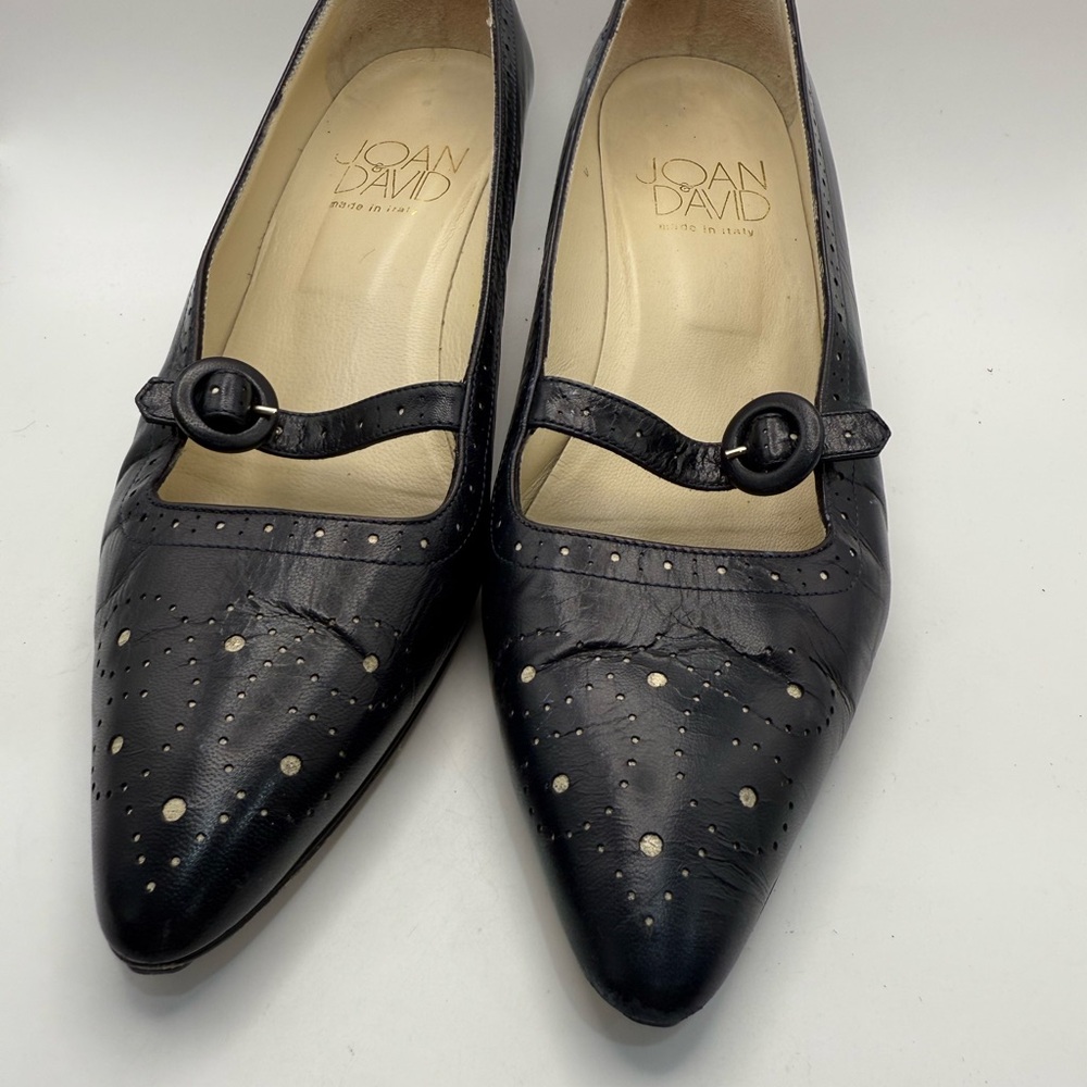 Black Leather Heels with Pointed Toe and Stud Embellishments